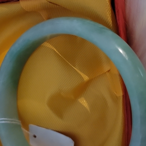 Jade Bangle - Picture 5 of 7